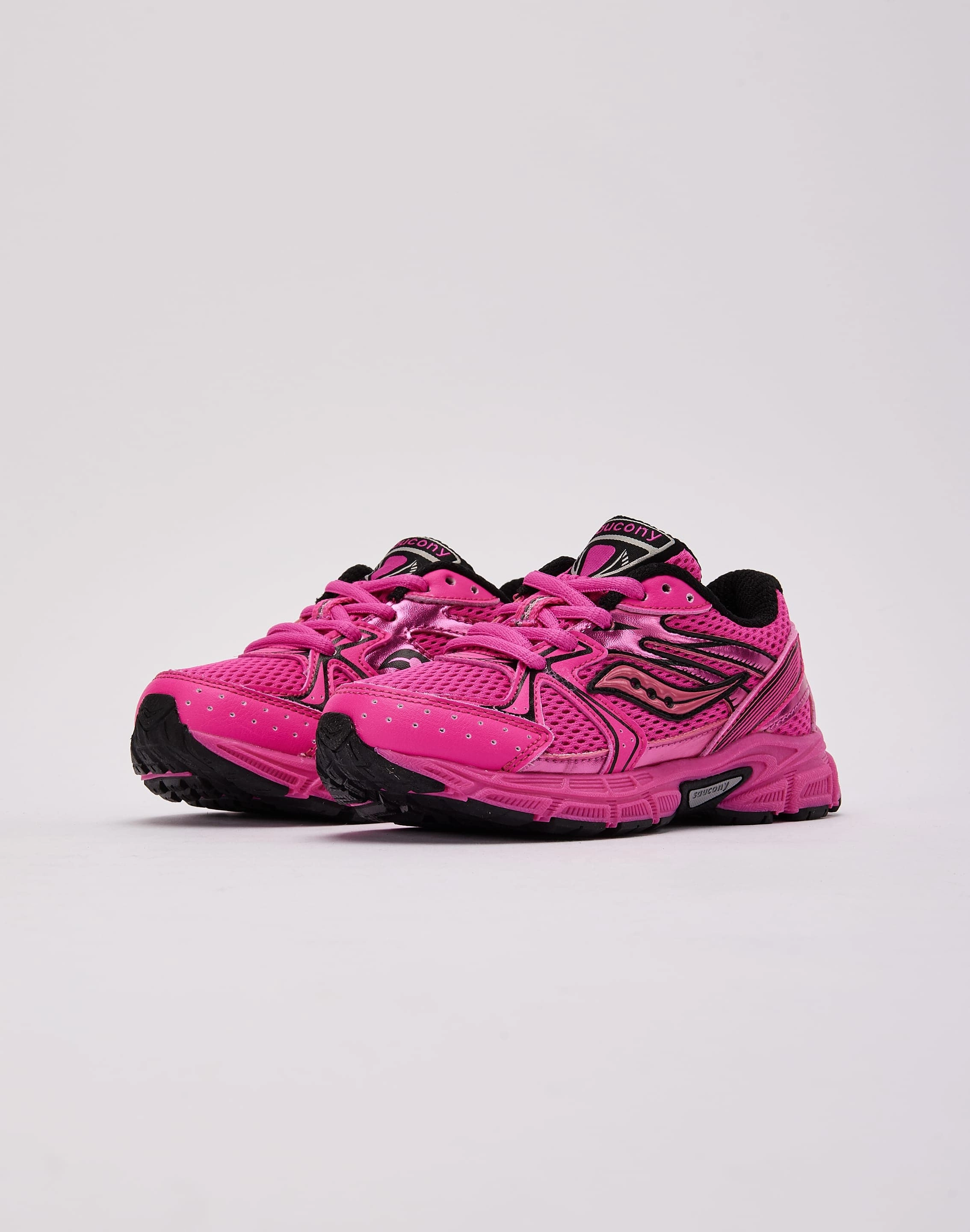 Secure stability Saucony Ride Millennium Pre-School