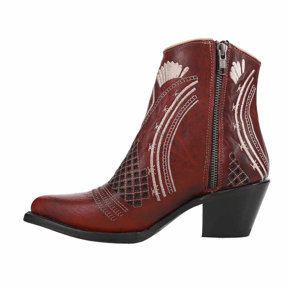 Leather Lining Savannah Embroidered Pointed Toe Zippered Cowboy Booties