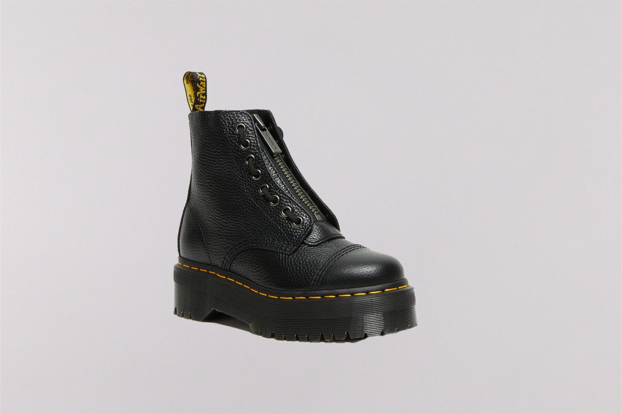 Winter Footwear Dr. Martens Sinclair Milled Platform Boots - 22564001