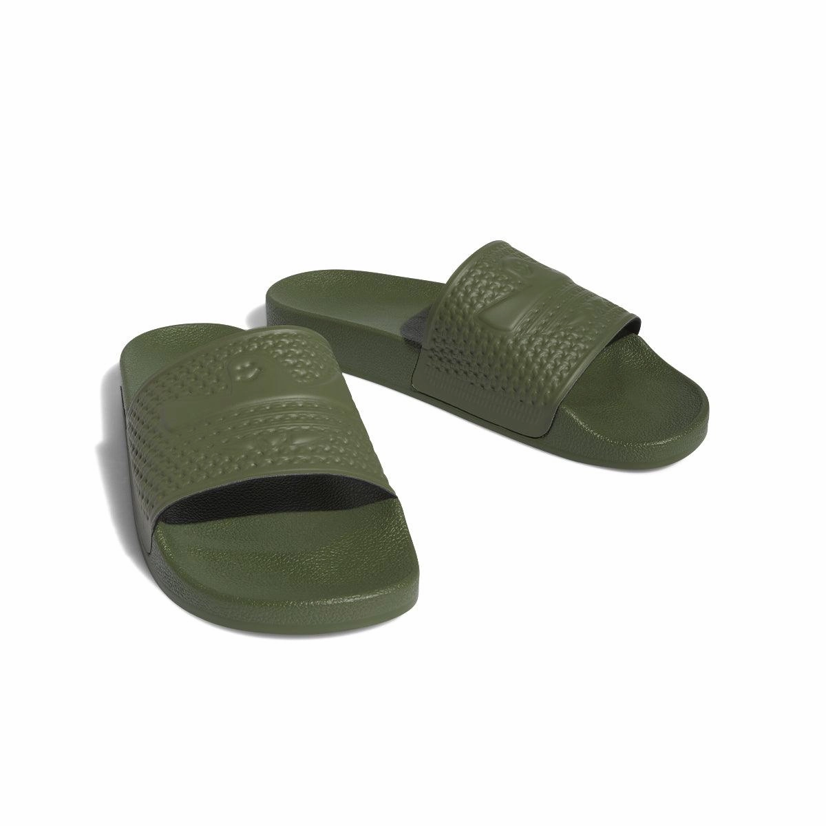 travelers' Non Slip Internal Sockliner Shmoofoil Slides 'Wild Pine'