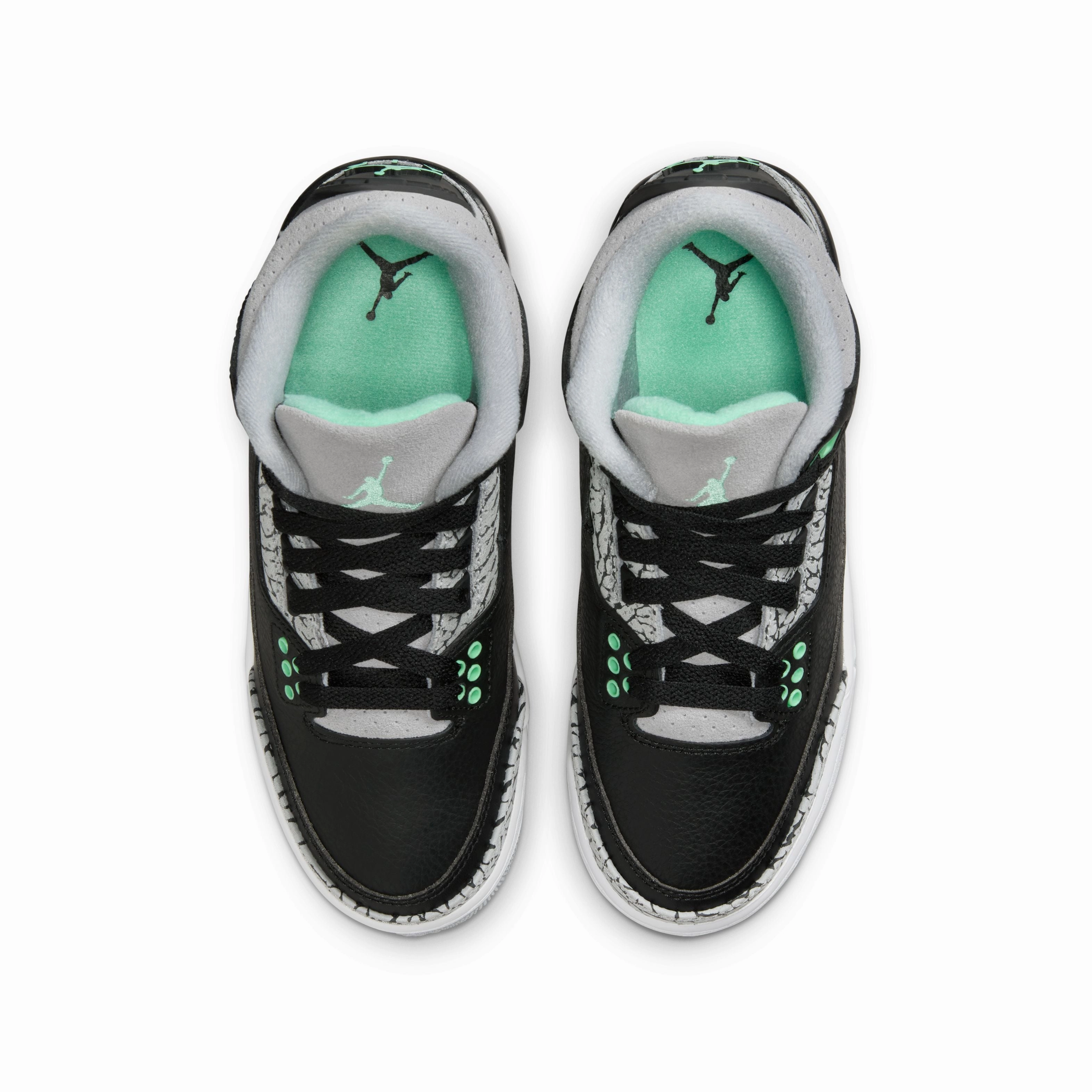 Kids Air Jordan 3 Retro 'Green Glow' Average