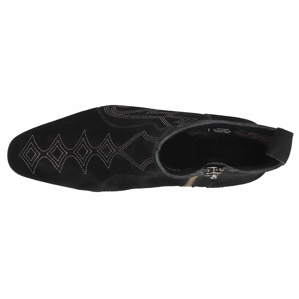 Brooks Embroidered Round Toe Pull On Boots Sustainable Manufacturing