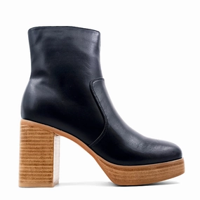 Vernita Round Toe Platform Zippered Boots Reinforced Form Weekend Wanderer