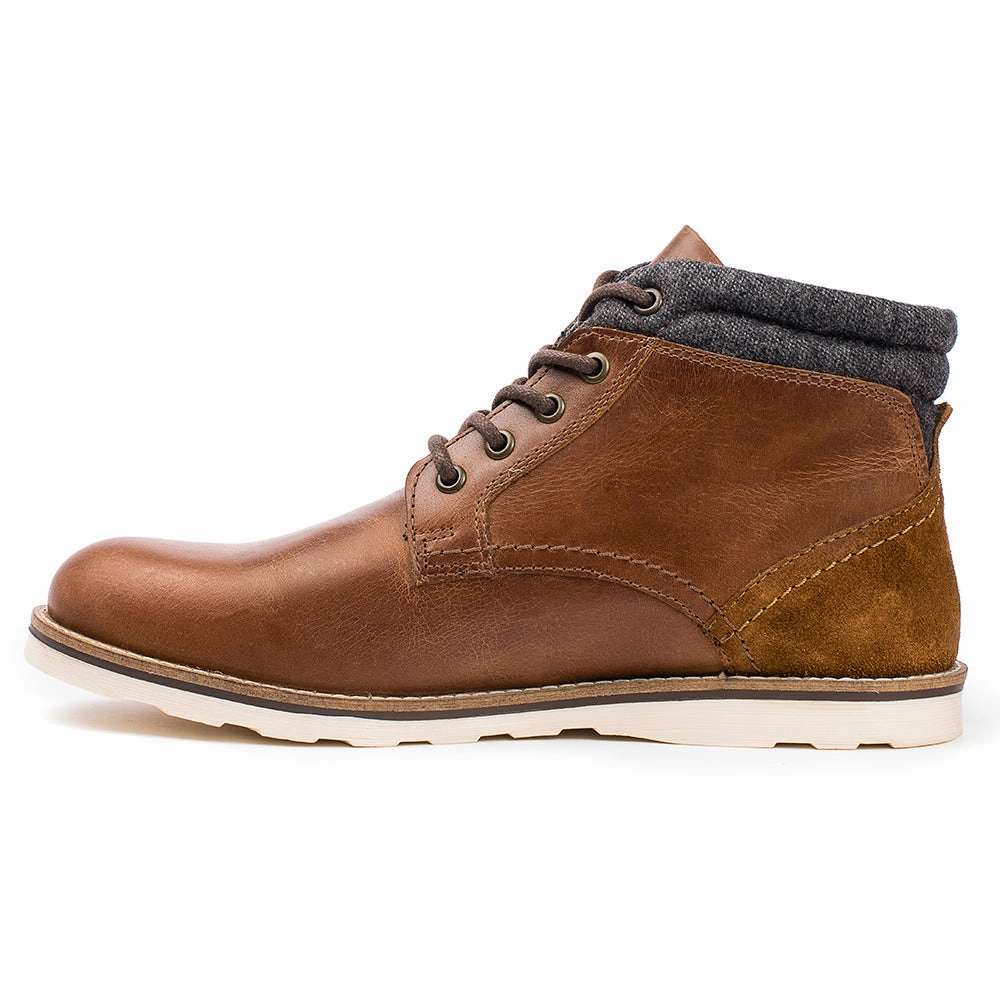 Comfortable toe box Ergonomic Footbed Geoff Lace Up Boots