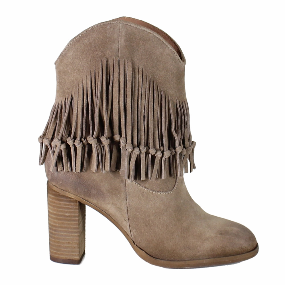 Active Adventures True Sky Western Fringe Round Toe Boots