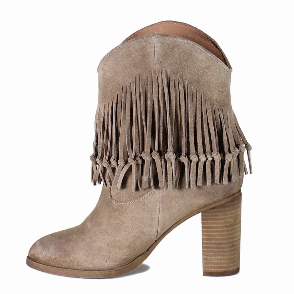 Built For Work True Sky Western Fringe Round Toe Boots