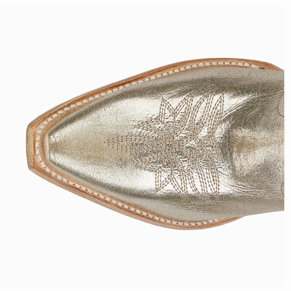 Smokeshow Embroidered Metalic Snip Toe Cowboy Boot Flexible Frame River Crossing Versatile Traction Pattern