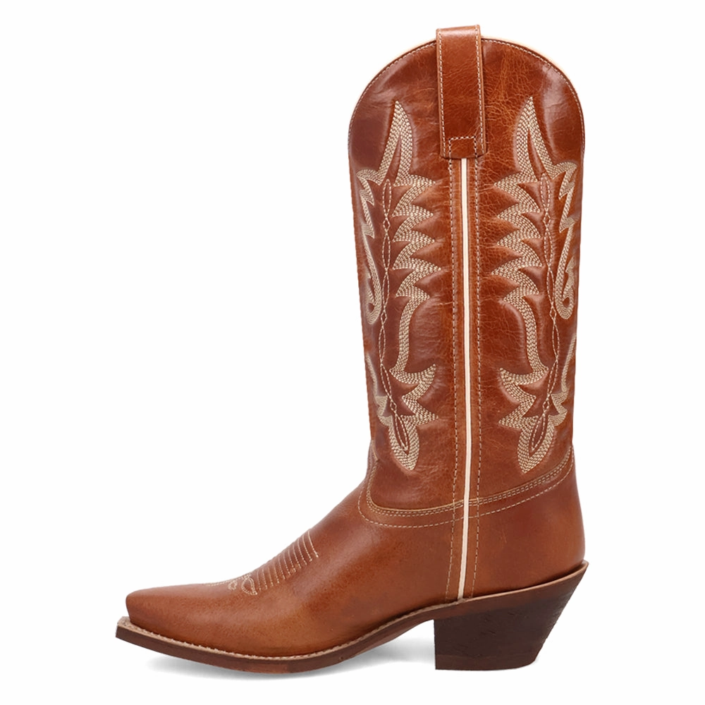 Protective Finish All Day Wear Travel purpose Carly Embroirdered Snip Toe Pull On Cowboy Boots