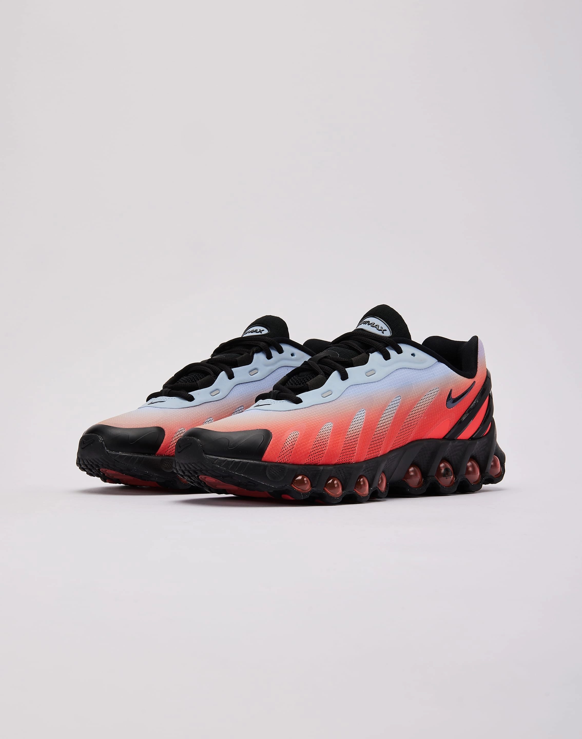 Refined fit Nike Air Max Dn8