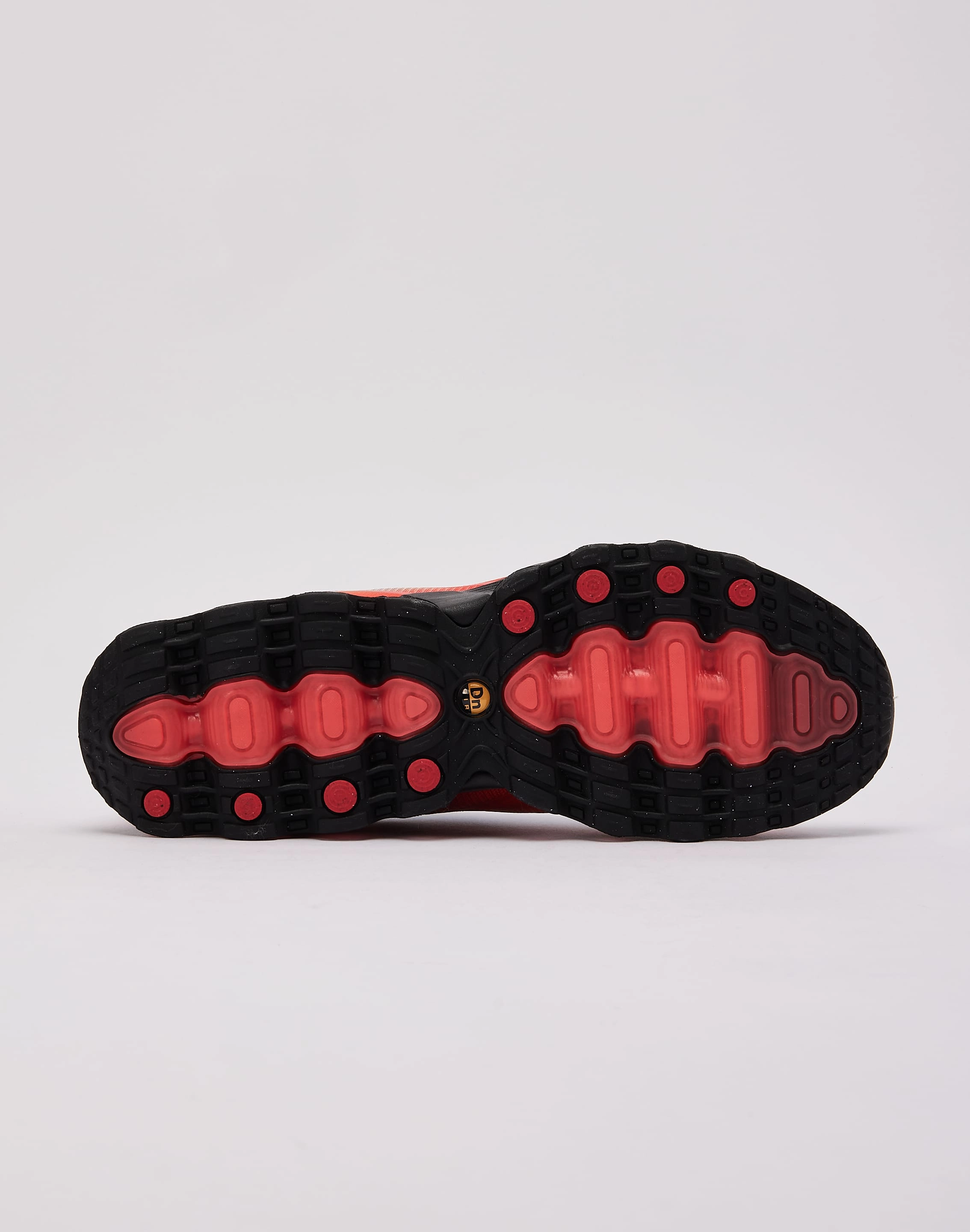 Enhanced Durability Nike Air Max Dn8