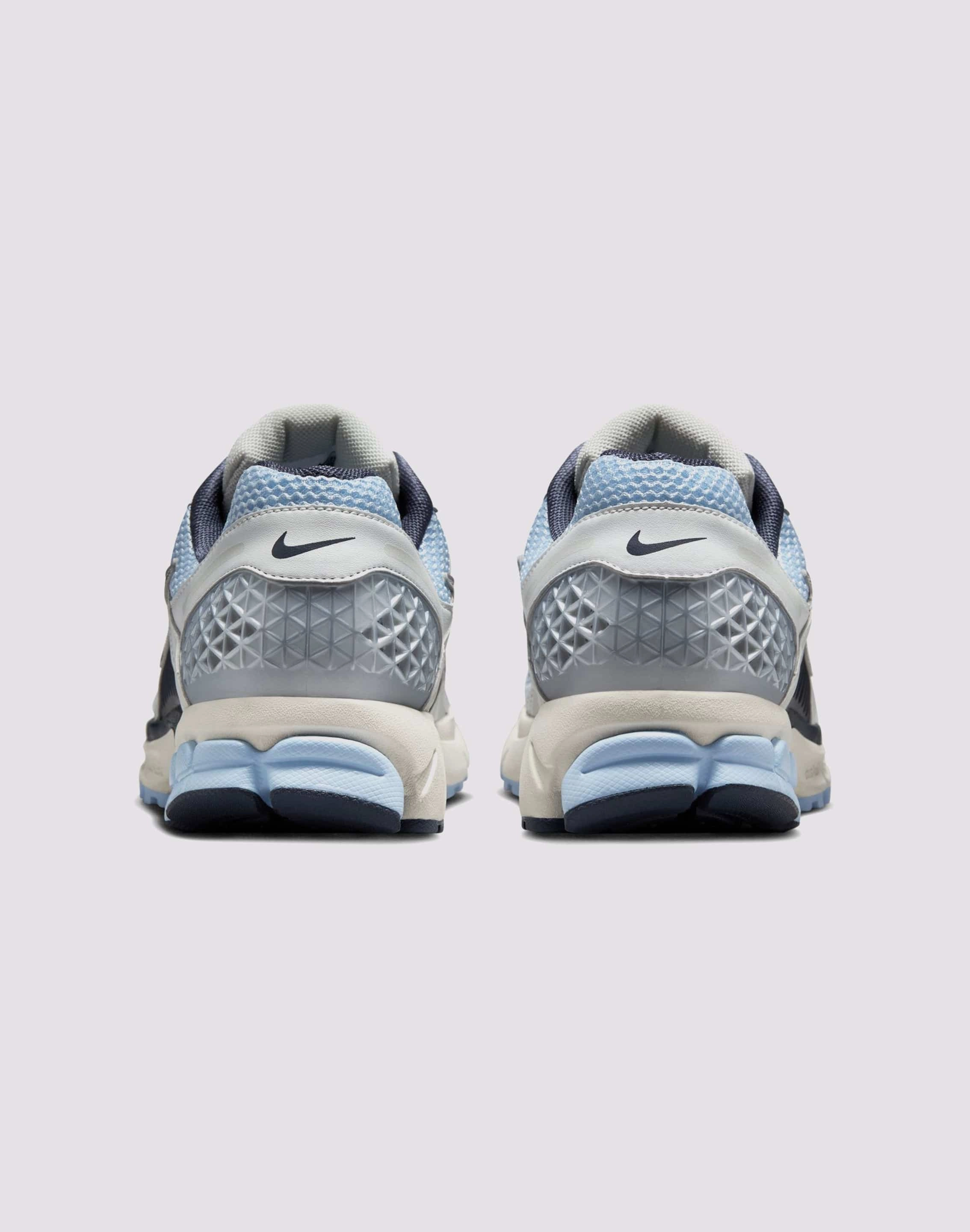 Nike Zoom Vomero 5 Bold Design