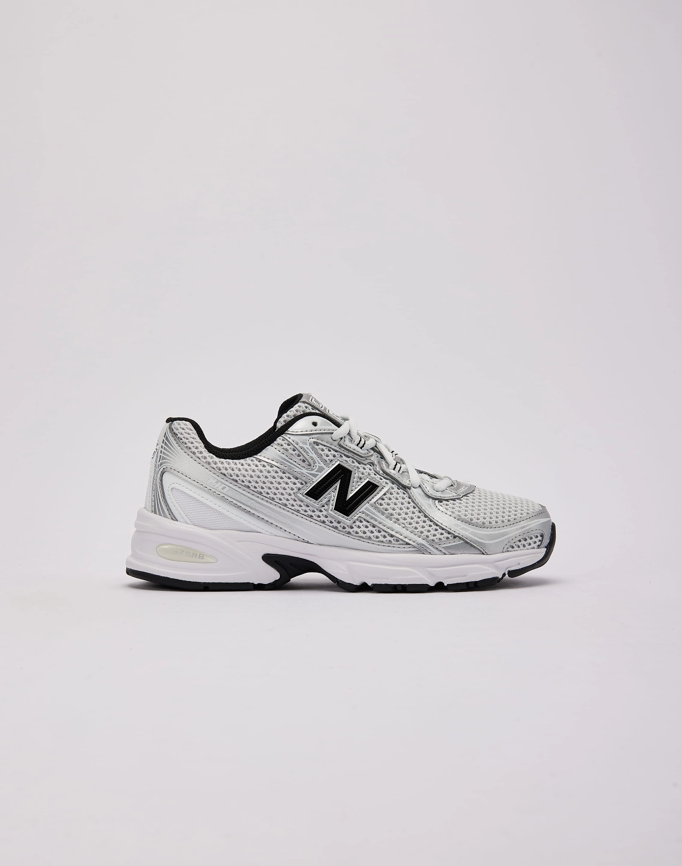 Pressure Distribution System durability - level New Balance 740 Grade-School