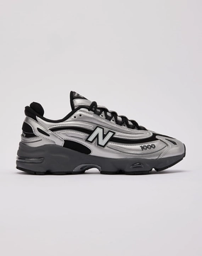 New Balance 1000 cyclists' partygoers' sandals