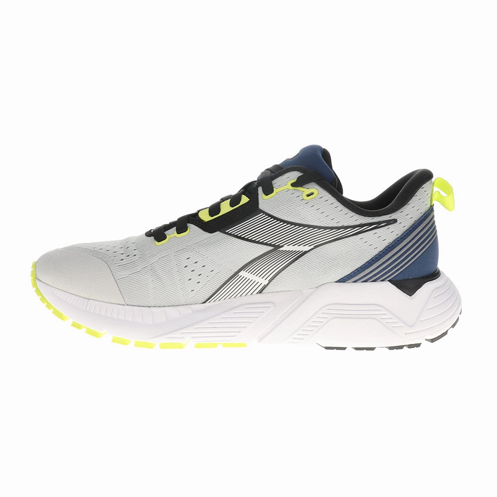 Sporty Mythos Blushield Vigore 2 Running Shoes