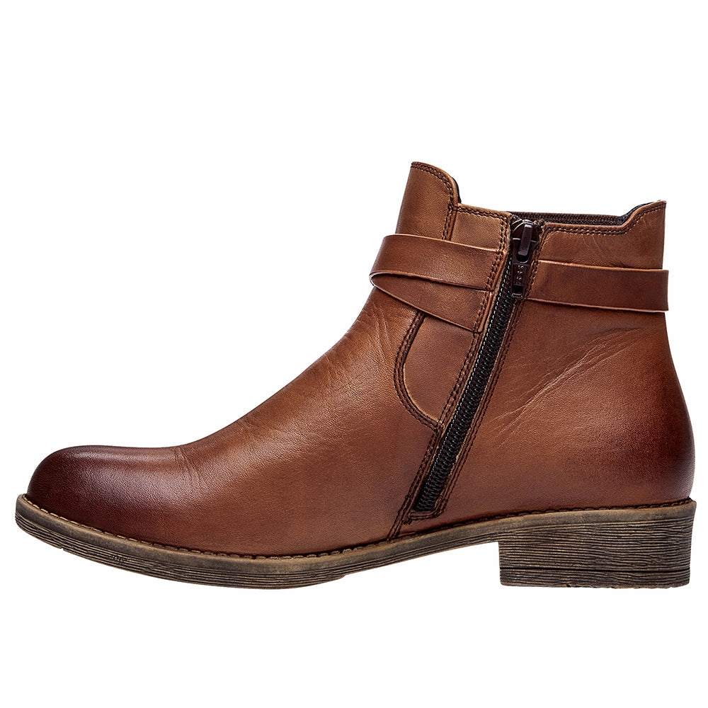 Tatum Round Toe Zippered Booties Daily Rugged