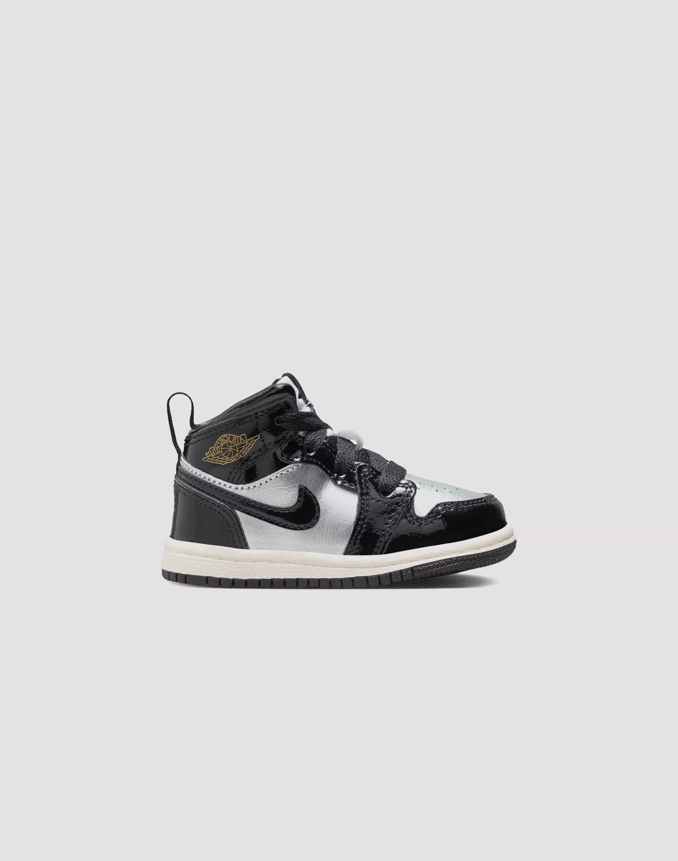 skaters' balance Jordan Air Jordan 1 Mid SE Toddler