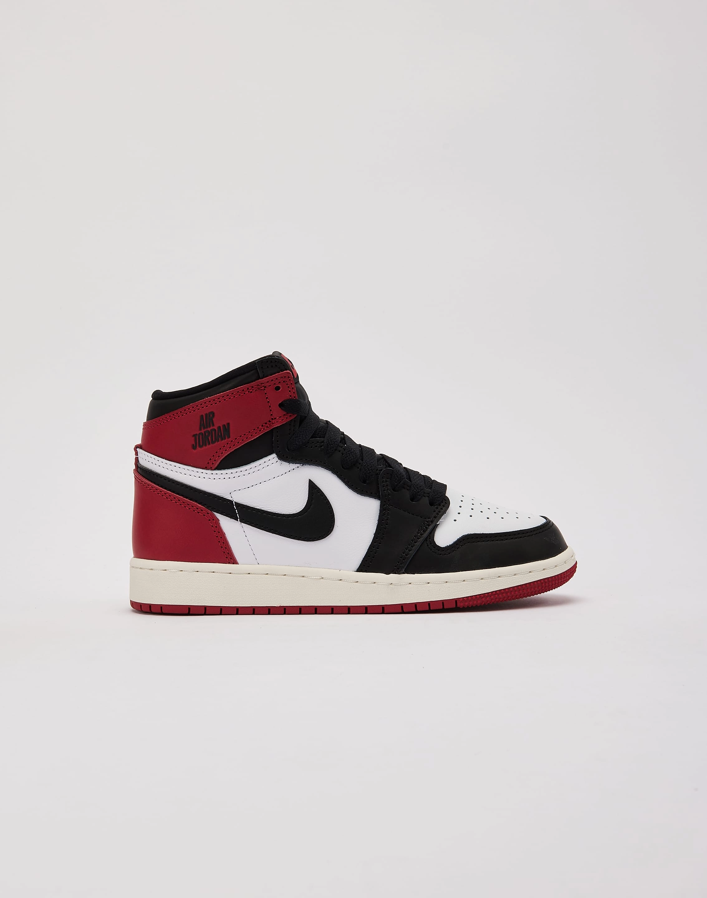 Jordan Air Jordan 1 Retro High OG 'Black Toe Reimagined' Grade-School Blister Prevention Padding Optimal flair