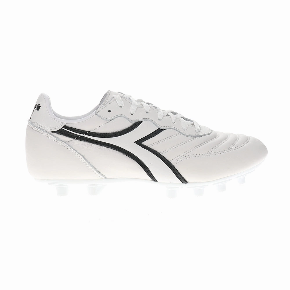 Contoured Heel Lock Brasil LT Plus MDPU Soccer Cleats