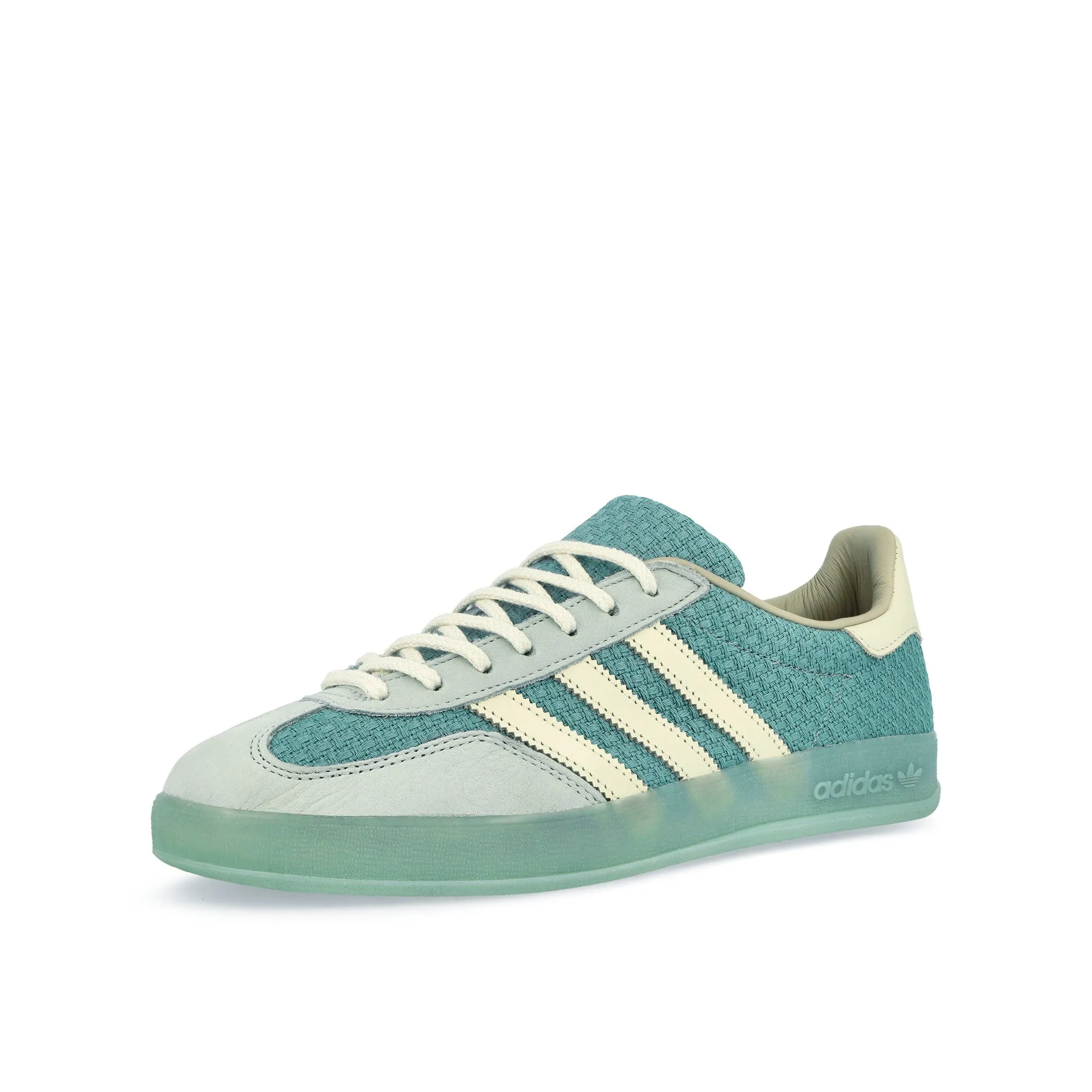 Comfortable Lace Gazelle Indoor