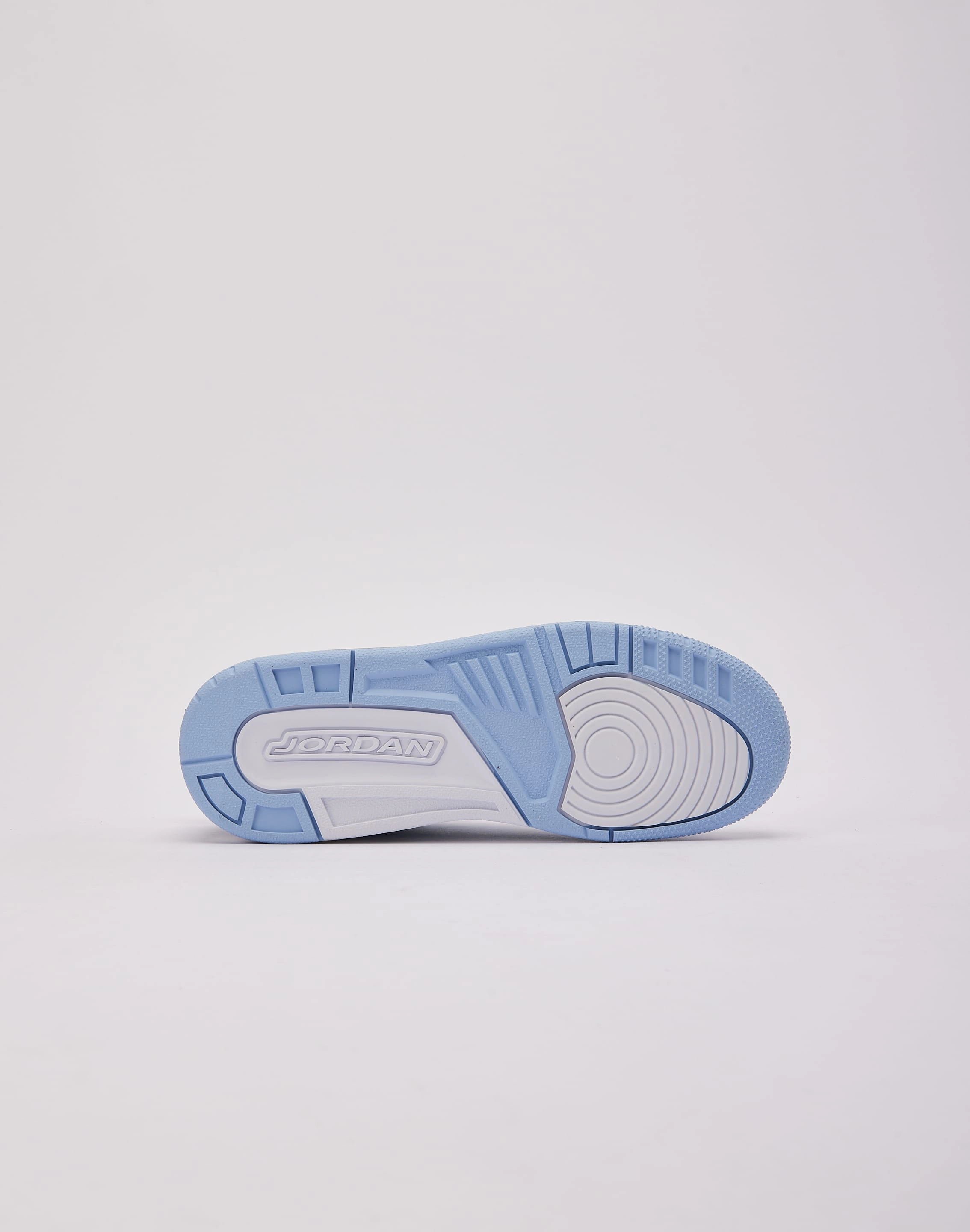 Adjustable Strap System Jordan Spizike Low Grade-School