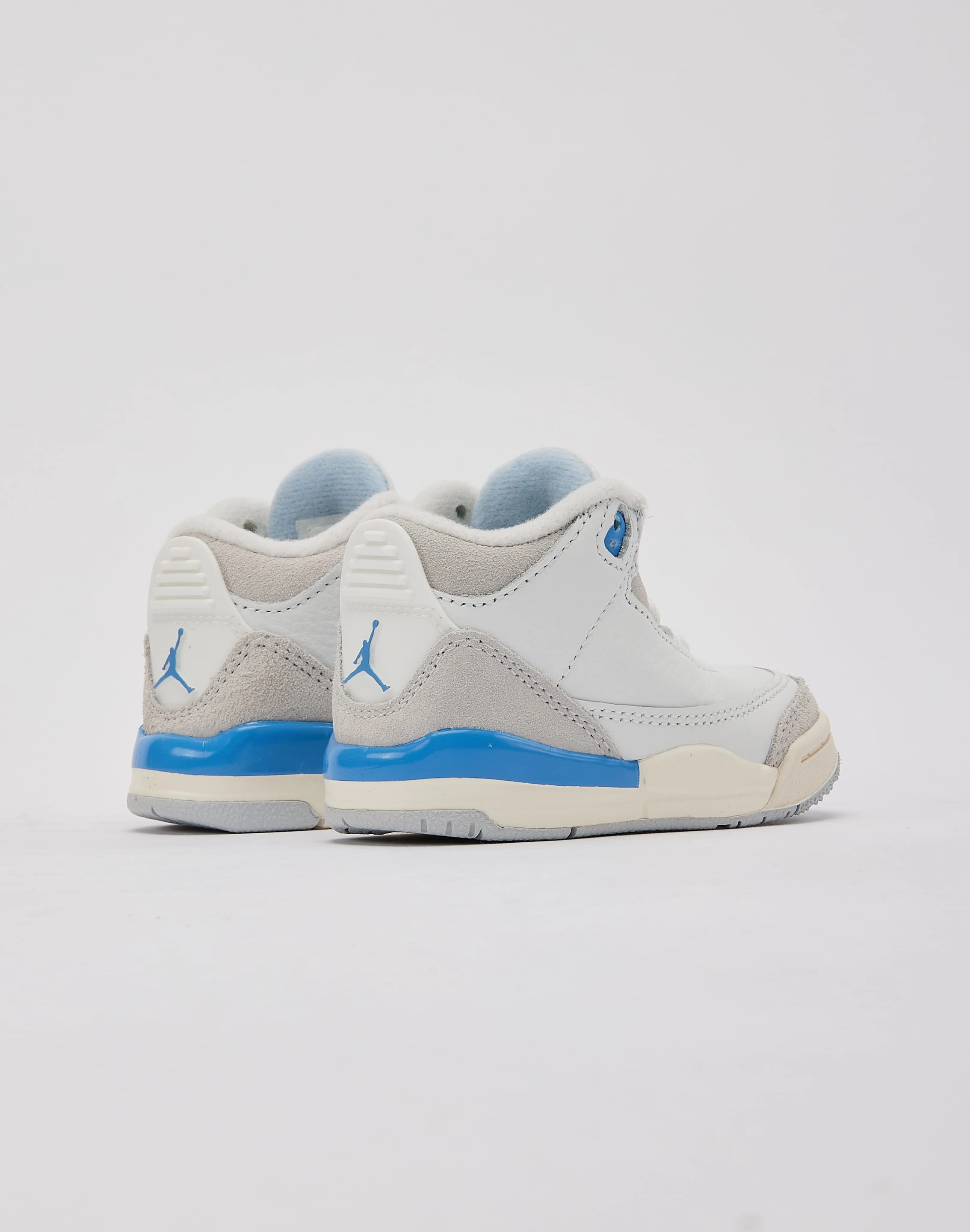 Sporty Jordan Air Jordan 3 Retro 'Lucky Shorts' Toddler