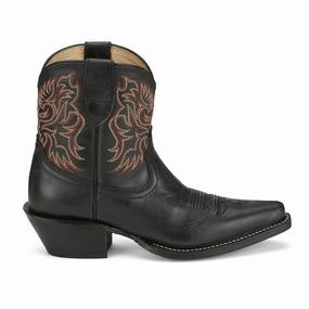Lightweight Feel Isabella 7 Inch Snip Toe Cowboy Booties