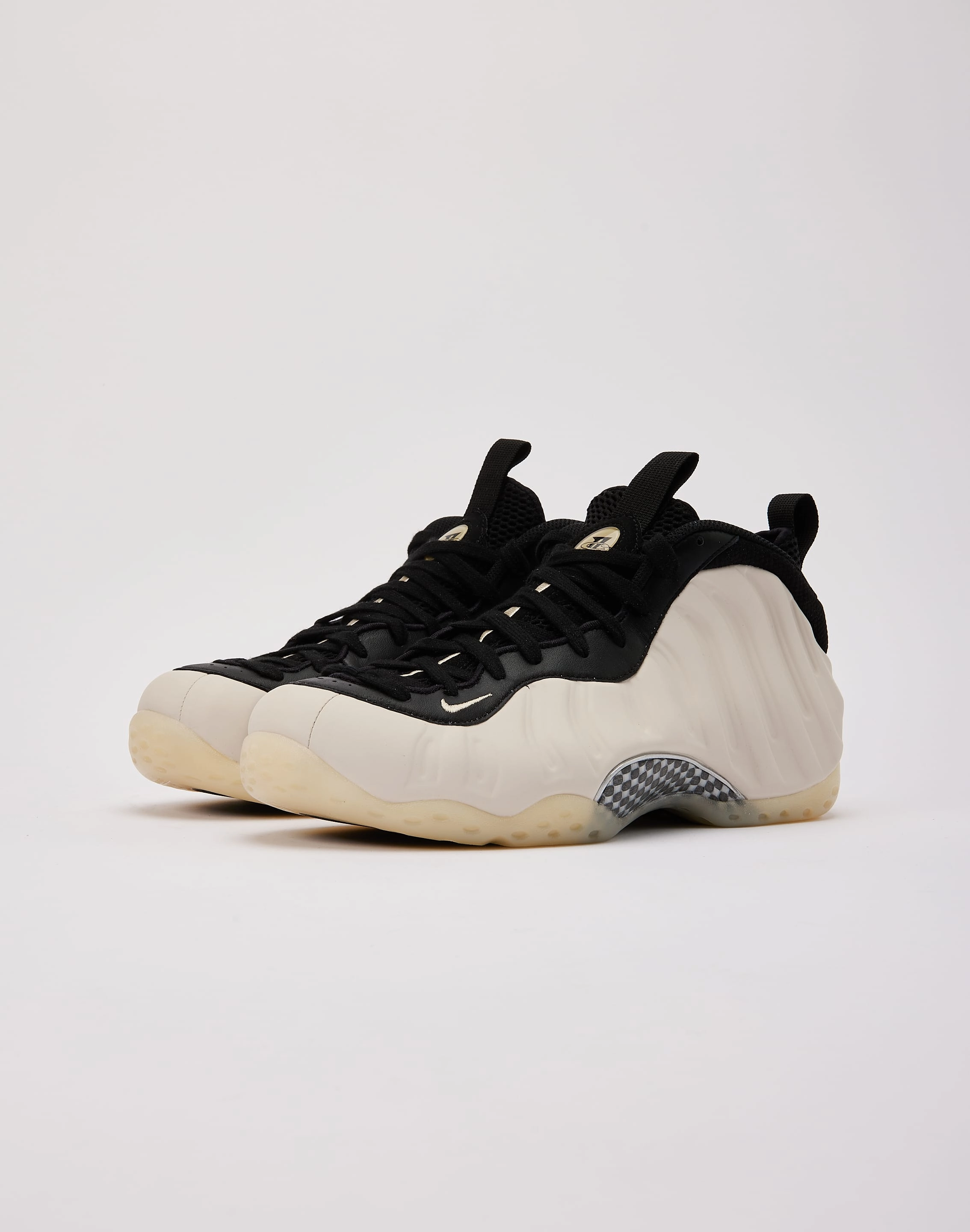 Hypoallergenic materials Nike Air Foamposite One 'Light Orewood Brown'