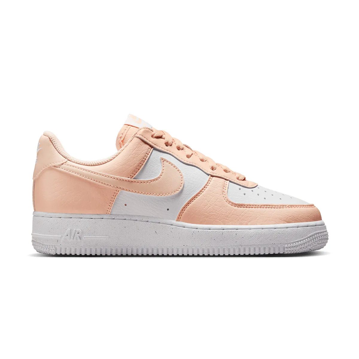 Slip-resistant support fundamental Wmns Air Force 1 '07 NN 'White Guava Ice'