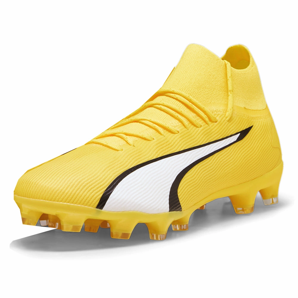 Adaptive Comfort Noise Reducing Sole Ultra Pro Soccer Cleats