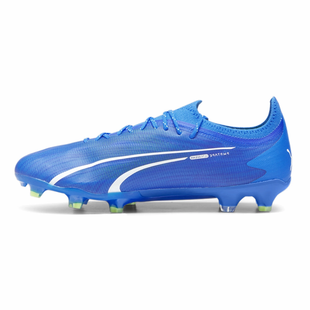 Streamlined silhouette Ultra Ultimate Soccer Cleats