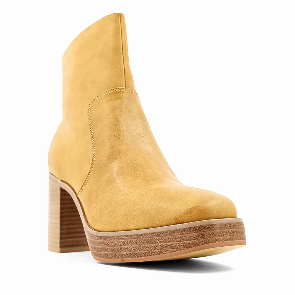 Vernita Round Toe Platform Zippered Boots Minimalist Look