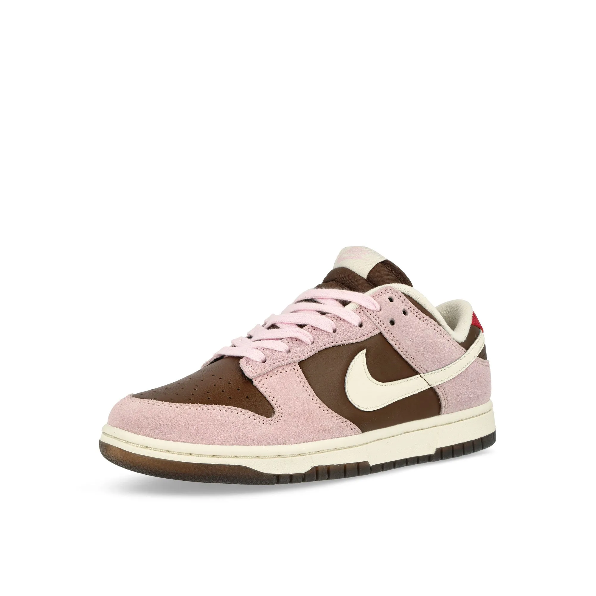 W Dunk Low breathable vents