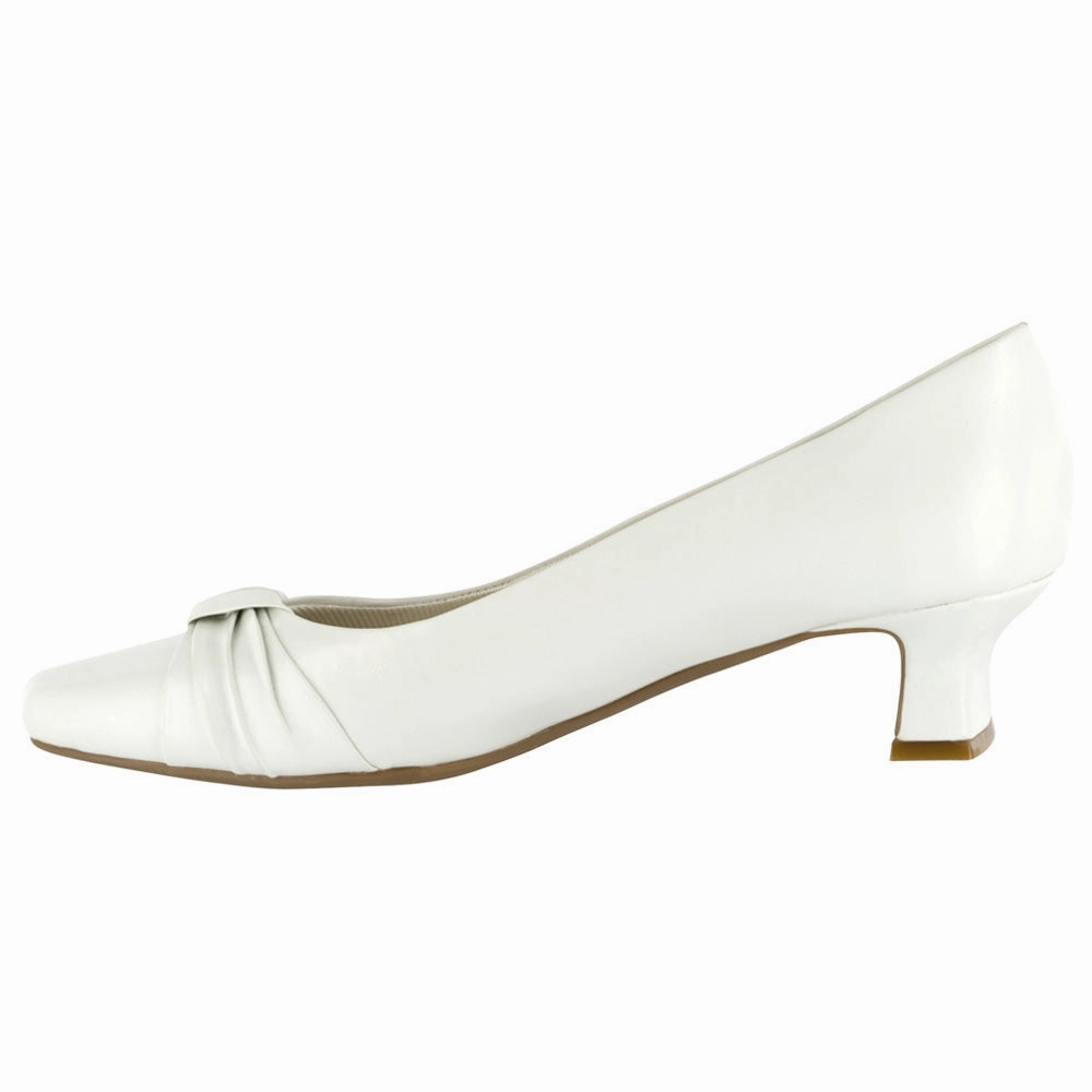 Work Function Double Stitch Waive Square Toe Kitten Heel Pumps