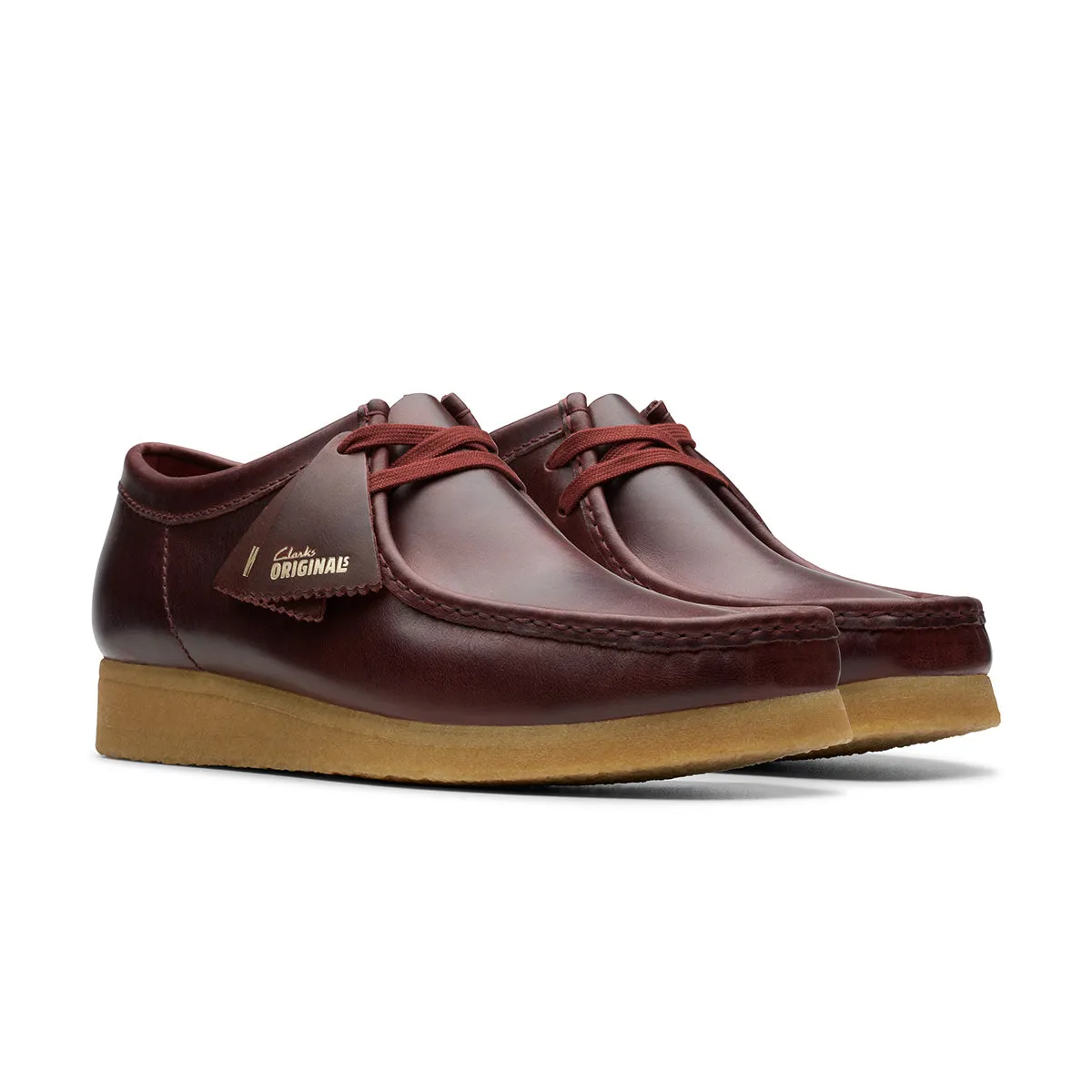 Wallabee 'Deep Red' elegant design