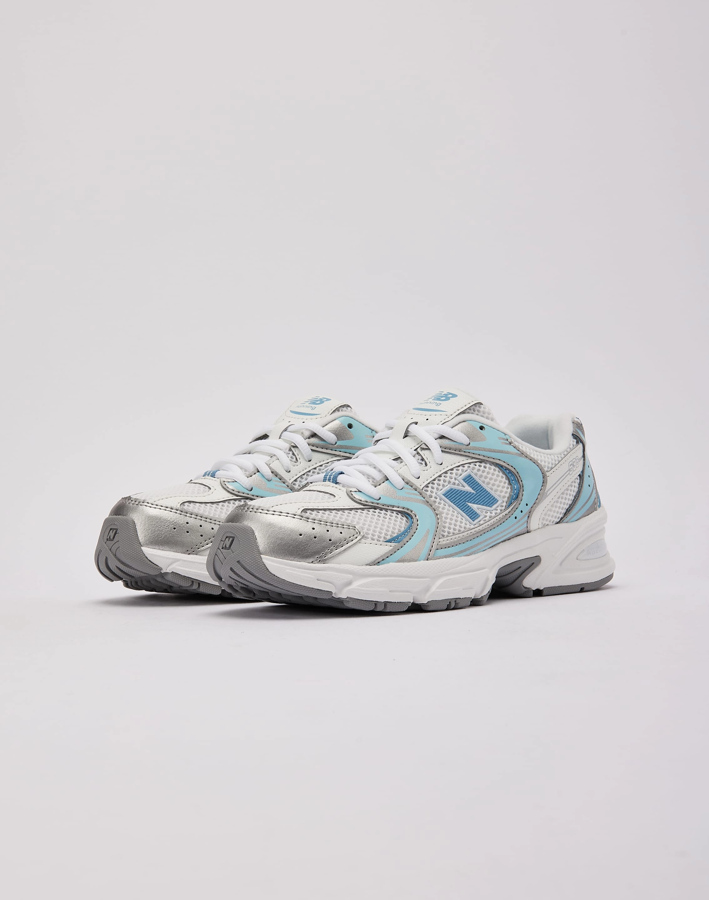 Textured elegant design New Balance 530 Grade-School