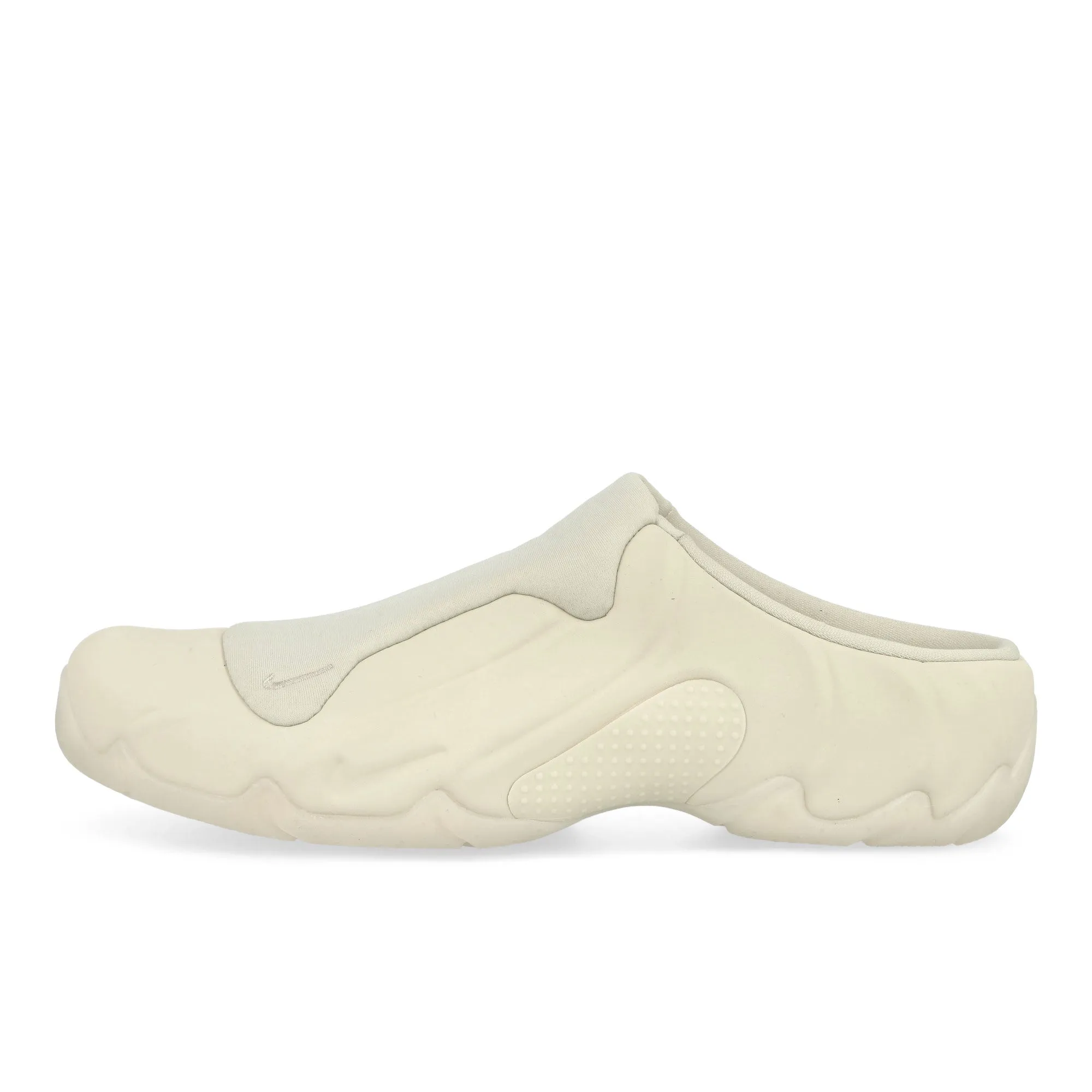 Pressure Relief Grooves Cozy Fit Clogposite