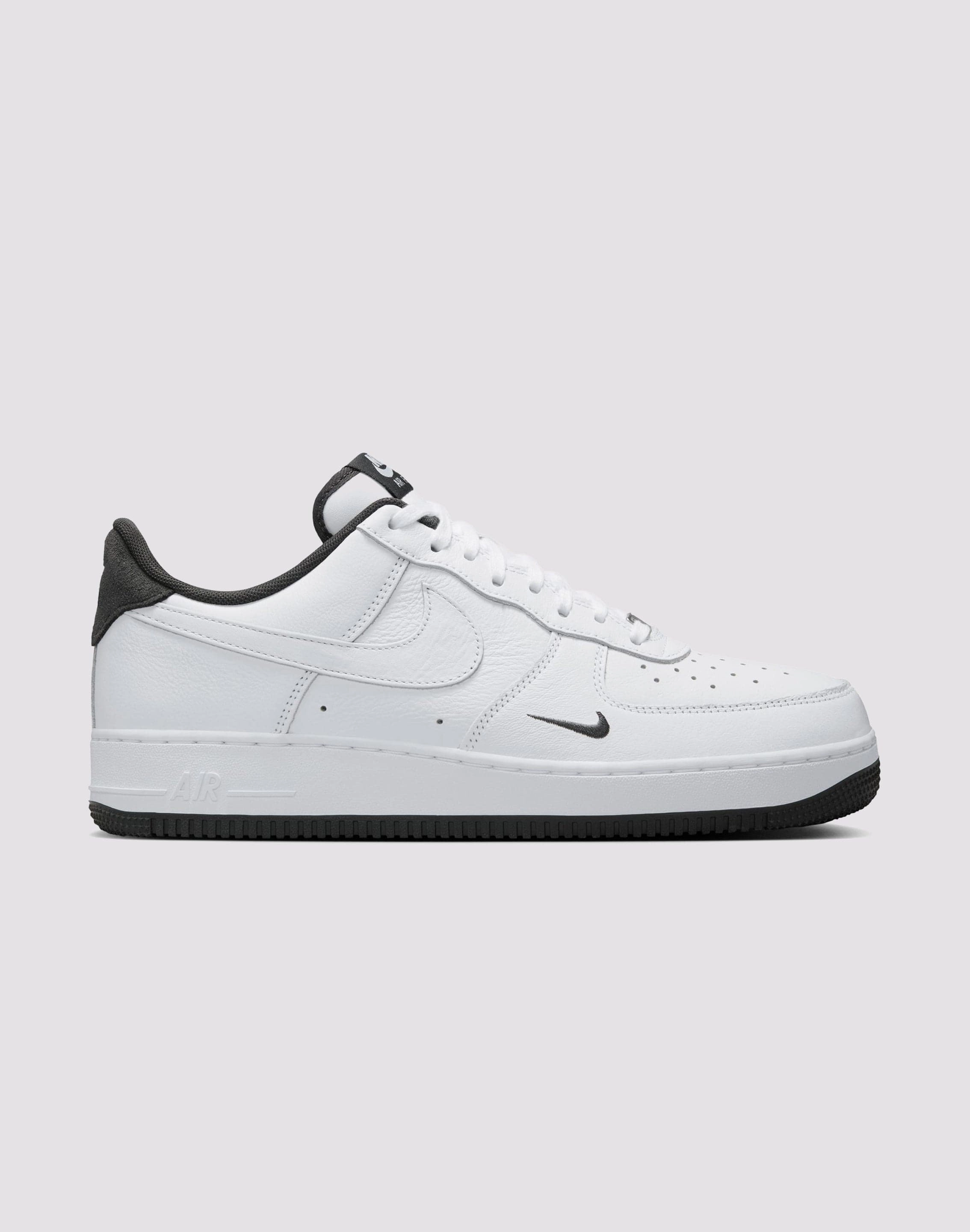 Nike Air Force 1 '07 LV8 Anti Static Sole