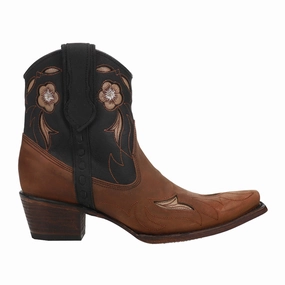 Smooth Entry Floral Embroidered Snip Toe Cowboy Booties