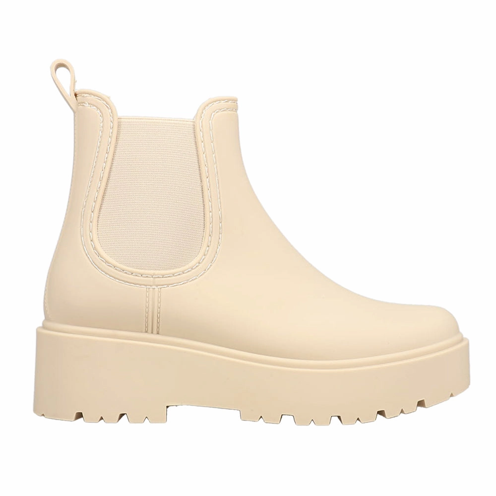 Lightweight Comfort Winnie Round Toe Platform Chelsea Boots