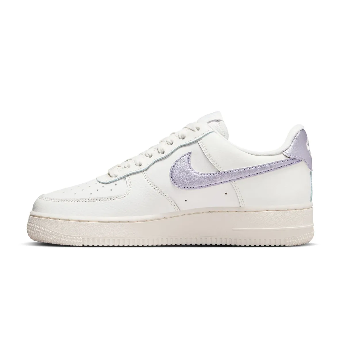 Wmns Air Force 1 '07 Ess 'Metallic Purple' All-purpose fit zip - type
