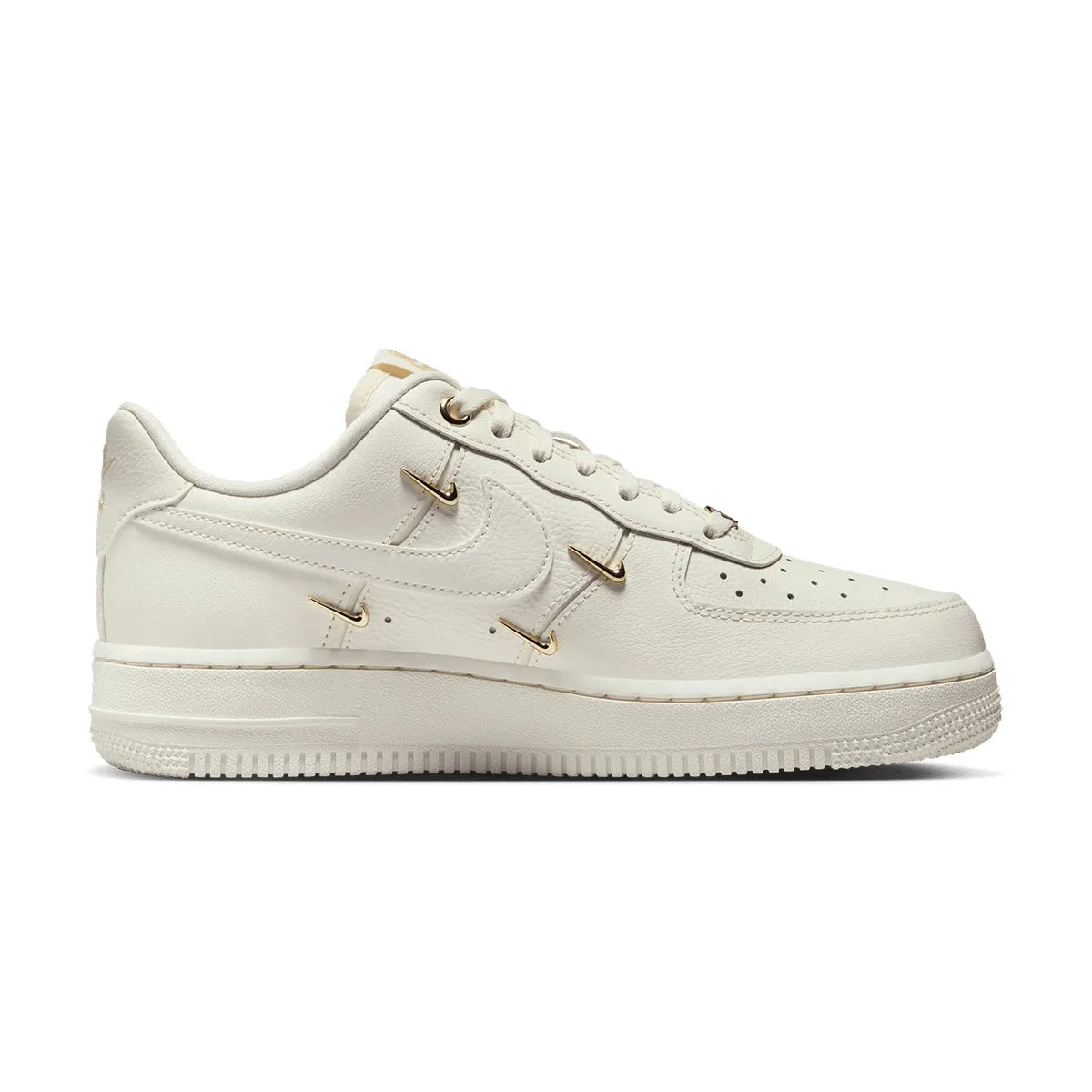 Wmns Air Force 1 '07 LX 'Sail Metallic Gold' Abrasion Dispersing Texure Anti Microbial Treatment