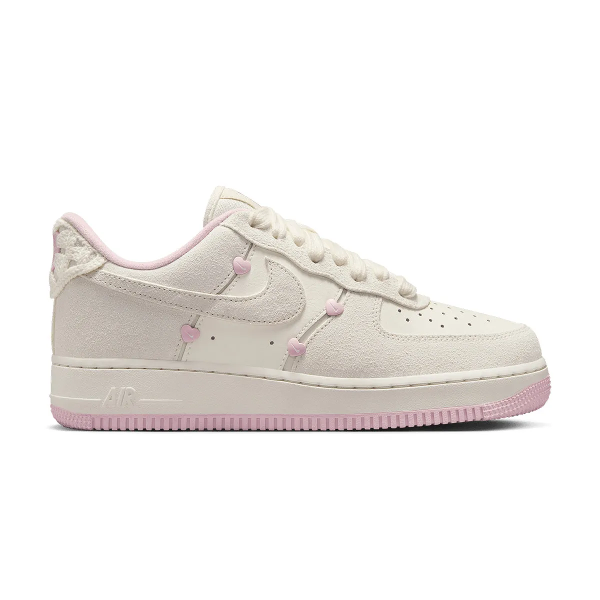 Non Restrictive Fit Wmns Air Force 1 '07 LX 'Valentine??s Day'