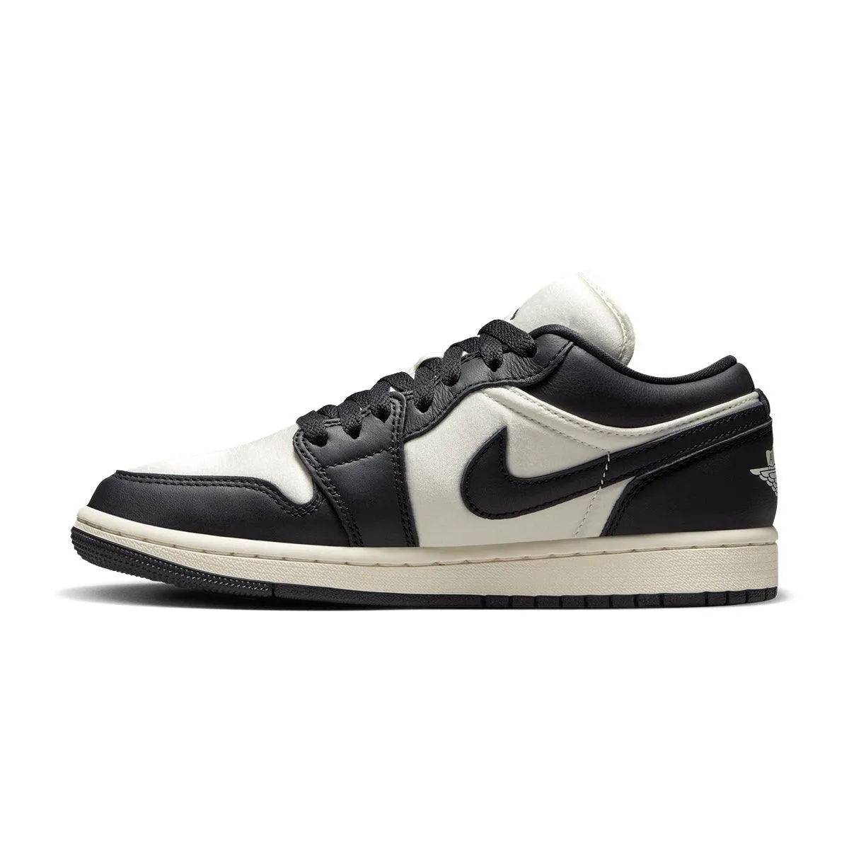 Wmns Air Jordan 1 Low SE 'Vintage Panda' Contoured Footbed