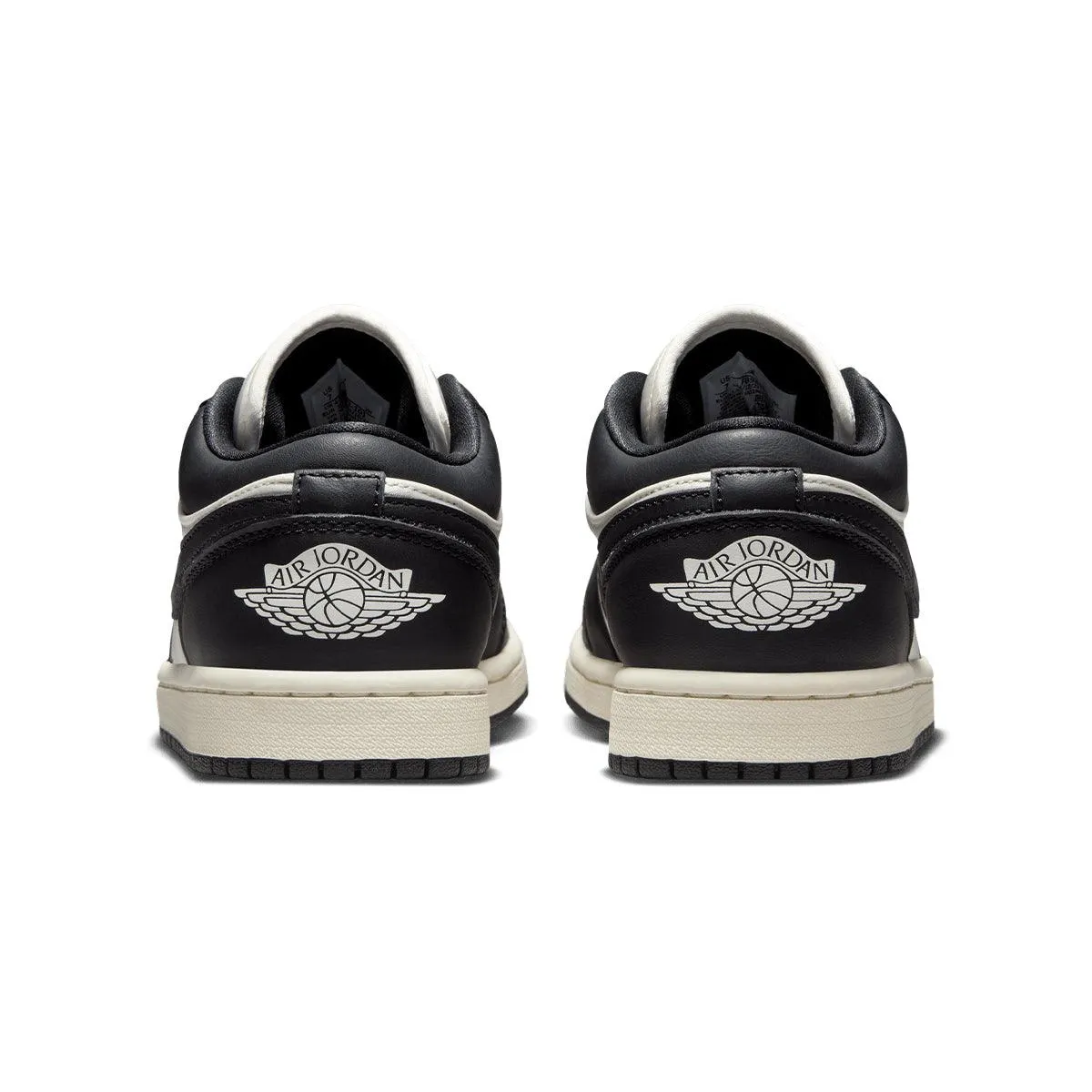 mountain climbers' hiking boots slip - resistant outsole Wmns Air Jordan 1 Low SE 'Vintage Panda'