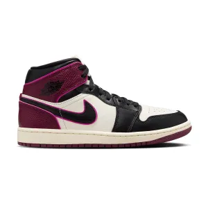 loose - fit Cushioned Insole Technology Wmns Air Jordan 1 Mid SE 'Sail Bordeaux'