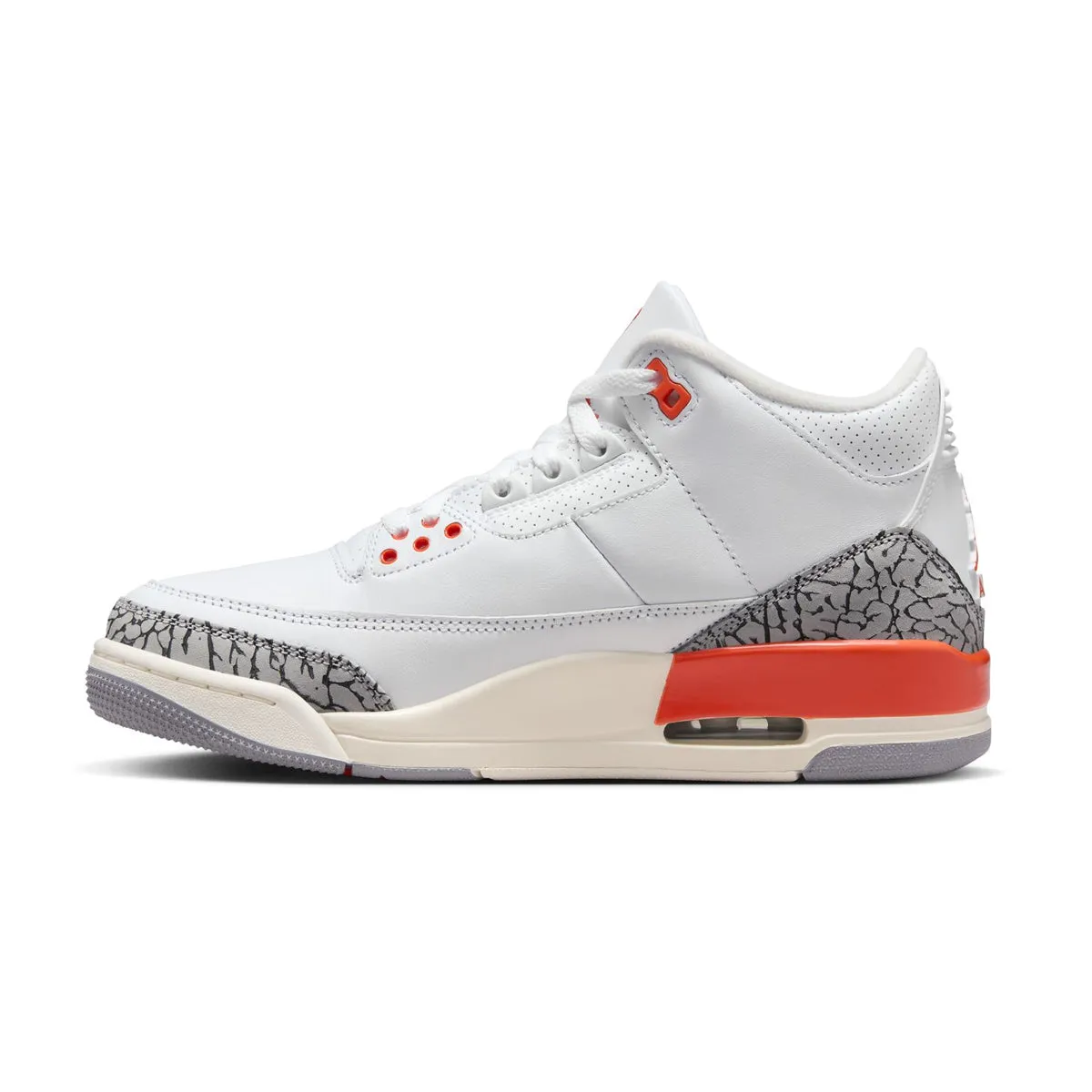 Wmns Air Jordan 3 Retro 'Georgia Peach' Retro-inspired silhouette