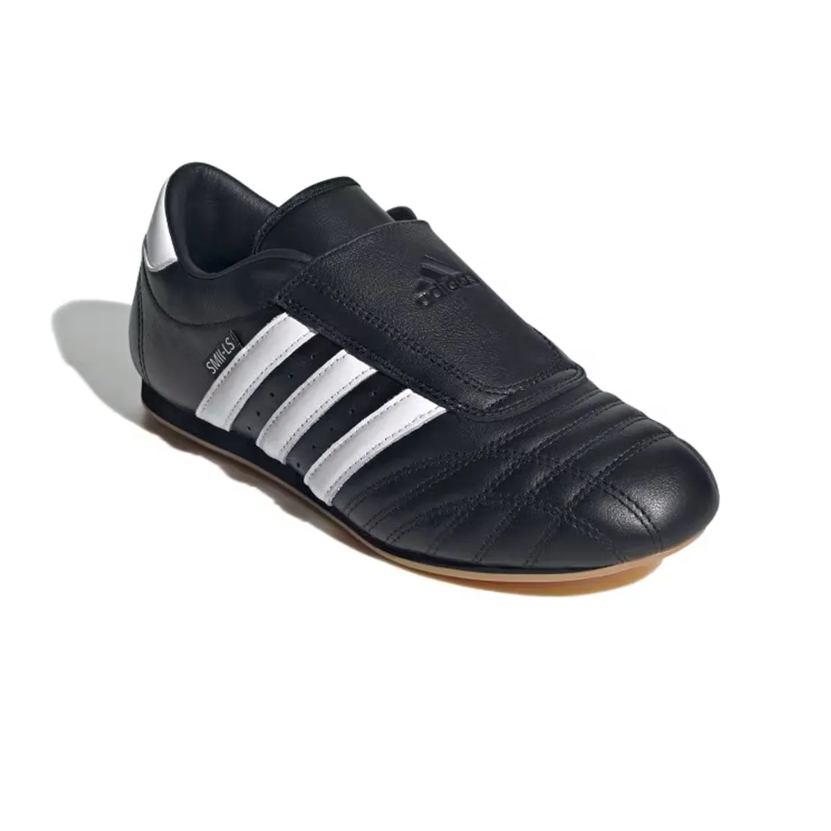 Wmns Taekwondo 'Black White' trendy - look