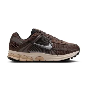 Wmns Zoom Vomero 5 'Baroque Brown' form