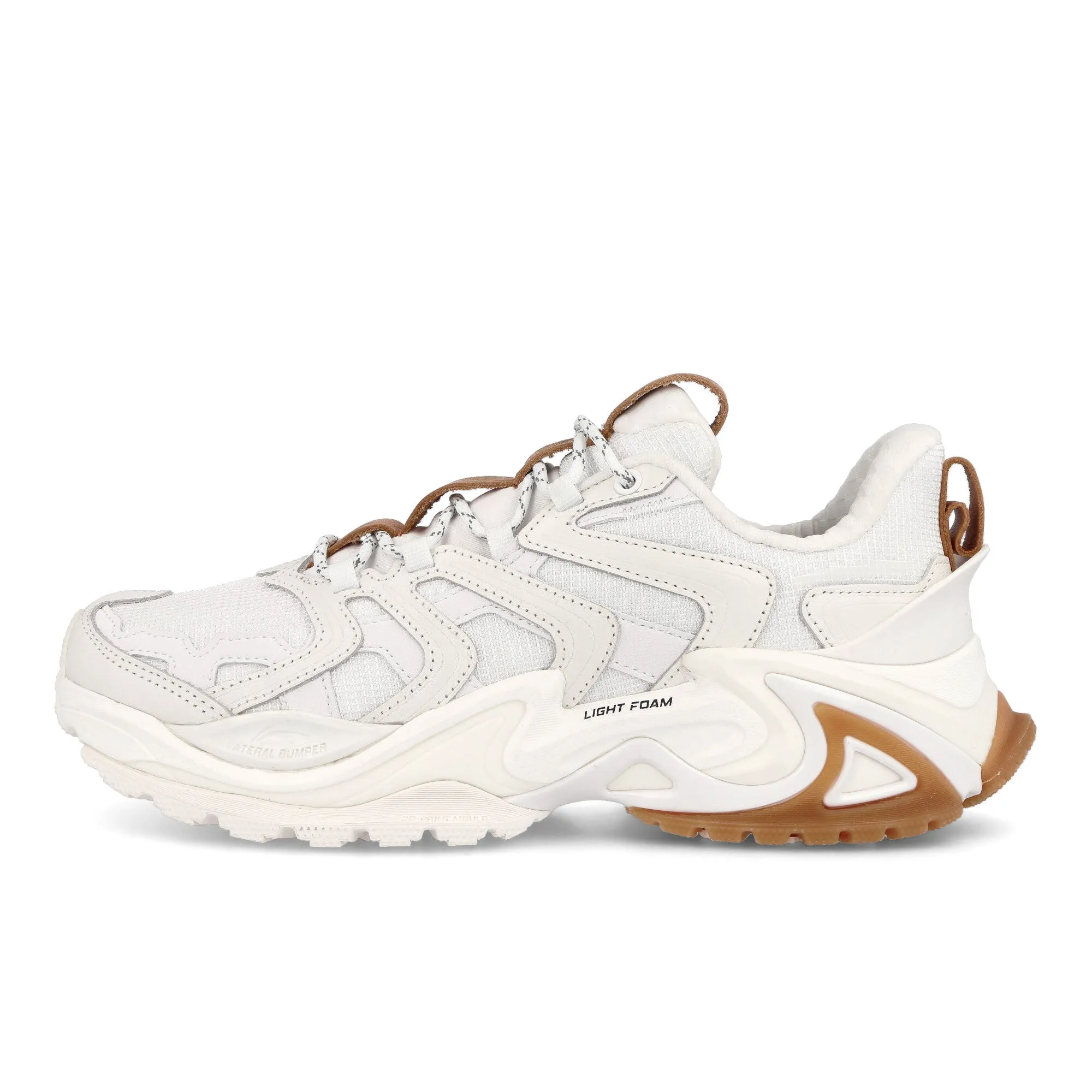 X-Claw Ace Sneaker Innovation Everyday Runner